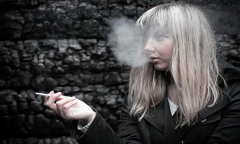 što se sanja žena koja puši